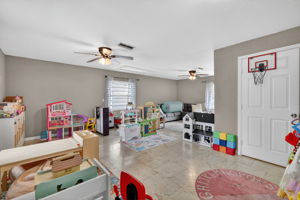 Bonus Room/Fourth Bedroom