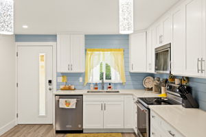 Kitchen 6