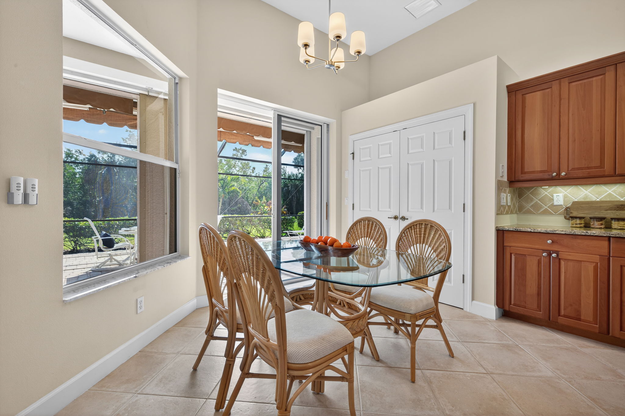 Breakfast Nook