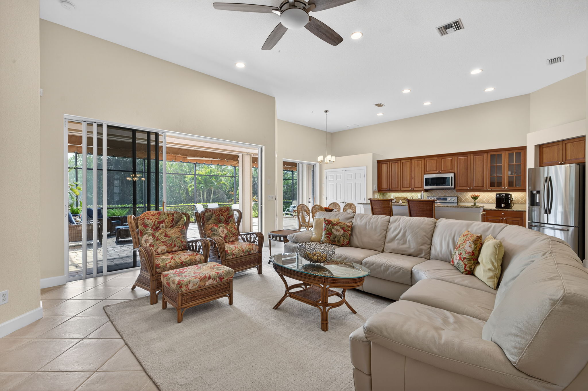 Living Room 1 of 4
