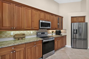Kitchen 3 of 4