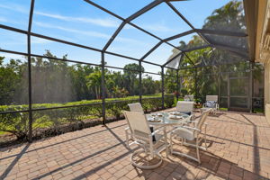 Lanai 5 of 5