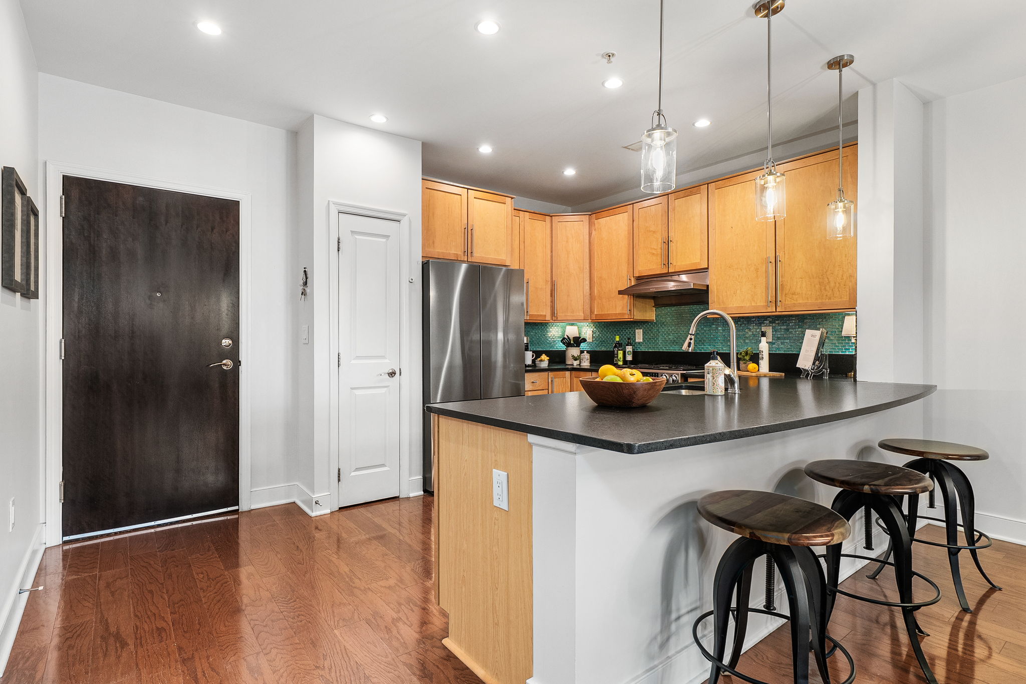  Photo 7