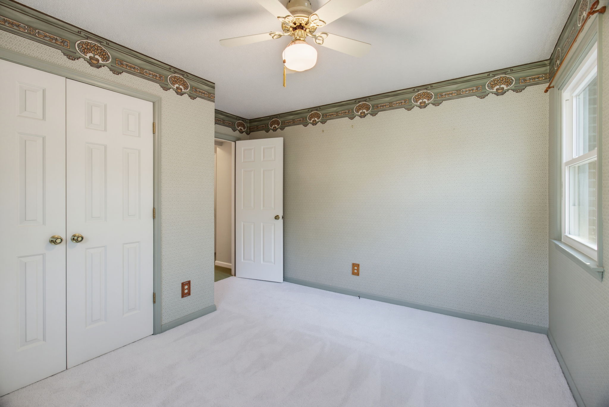 1418 Rock Spring St-17