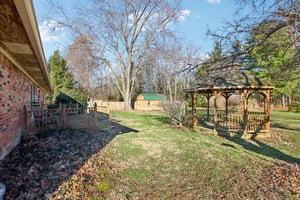 S Muessing Rd-S1003-033.jpg