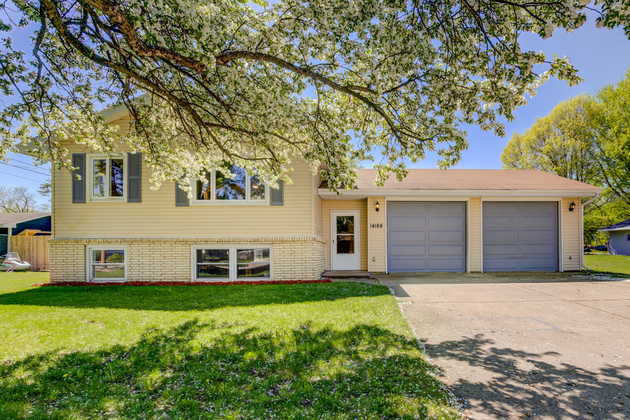  14188 Fondant Ave N, Hugo, MN 55038, US