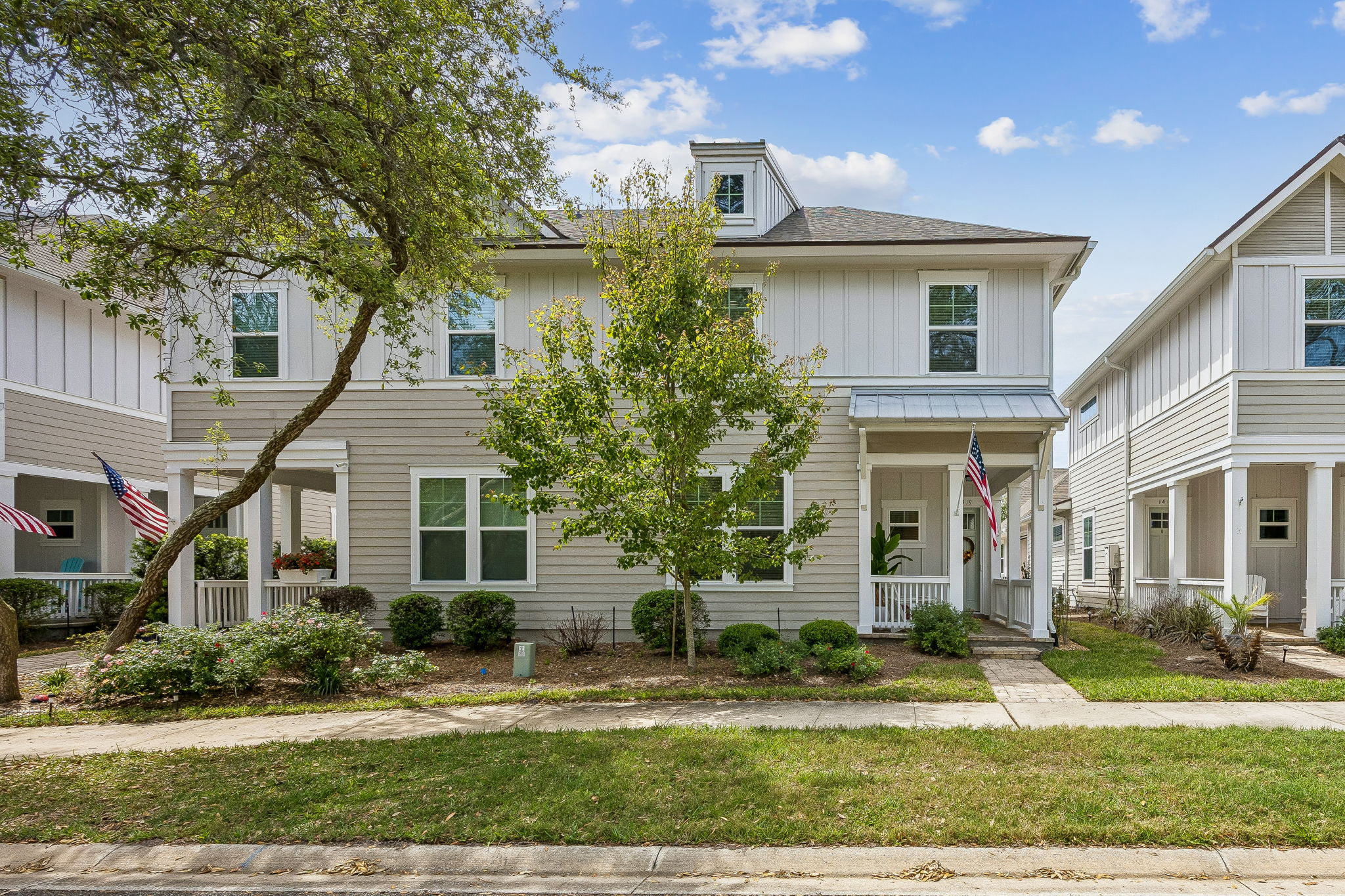 Welcome to 1419 Coastal Oaks Drive