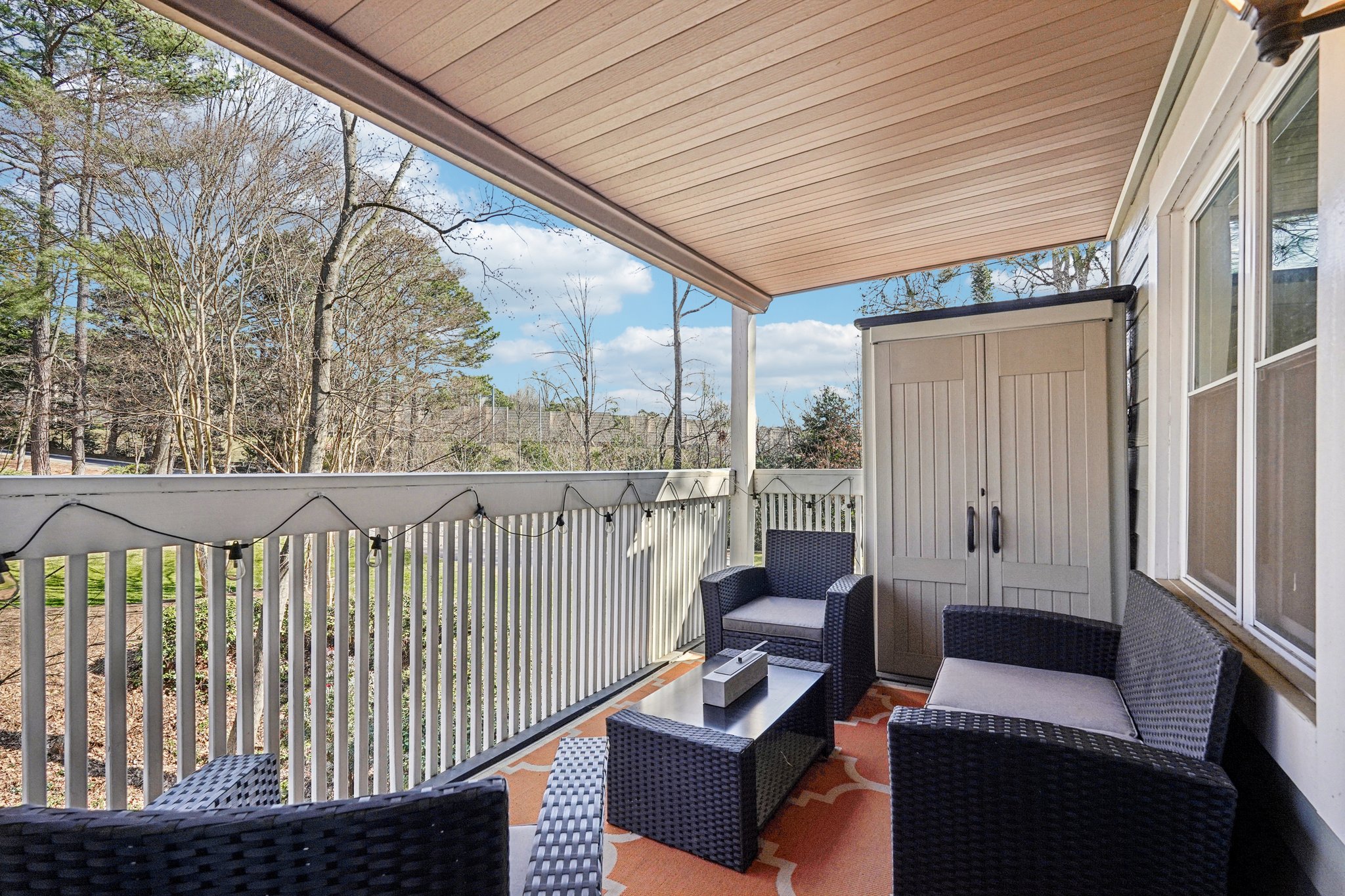 Summit N Dr NE-S1002-030.jpg