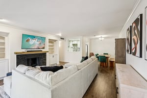 Summit N Dr NE-S1002-005.jpg