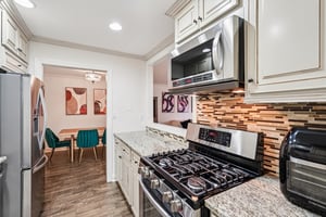 Summit N Dr NE-S1002-017.jpg