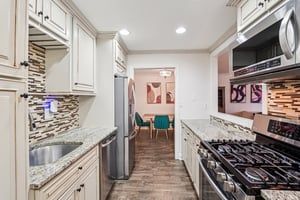 Summit N Dr NE-S1002-018.jpg