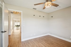 Windmill Pointe Rd-S2803-023.jpg