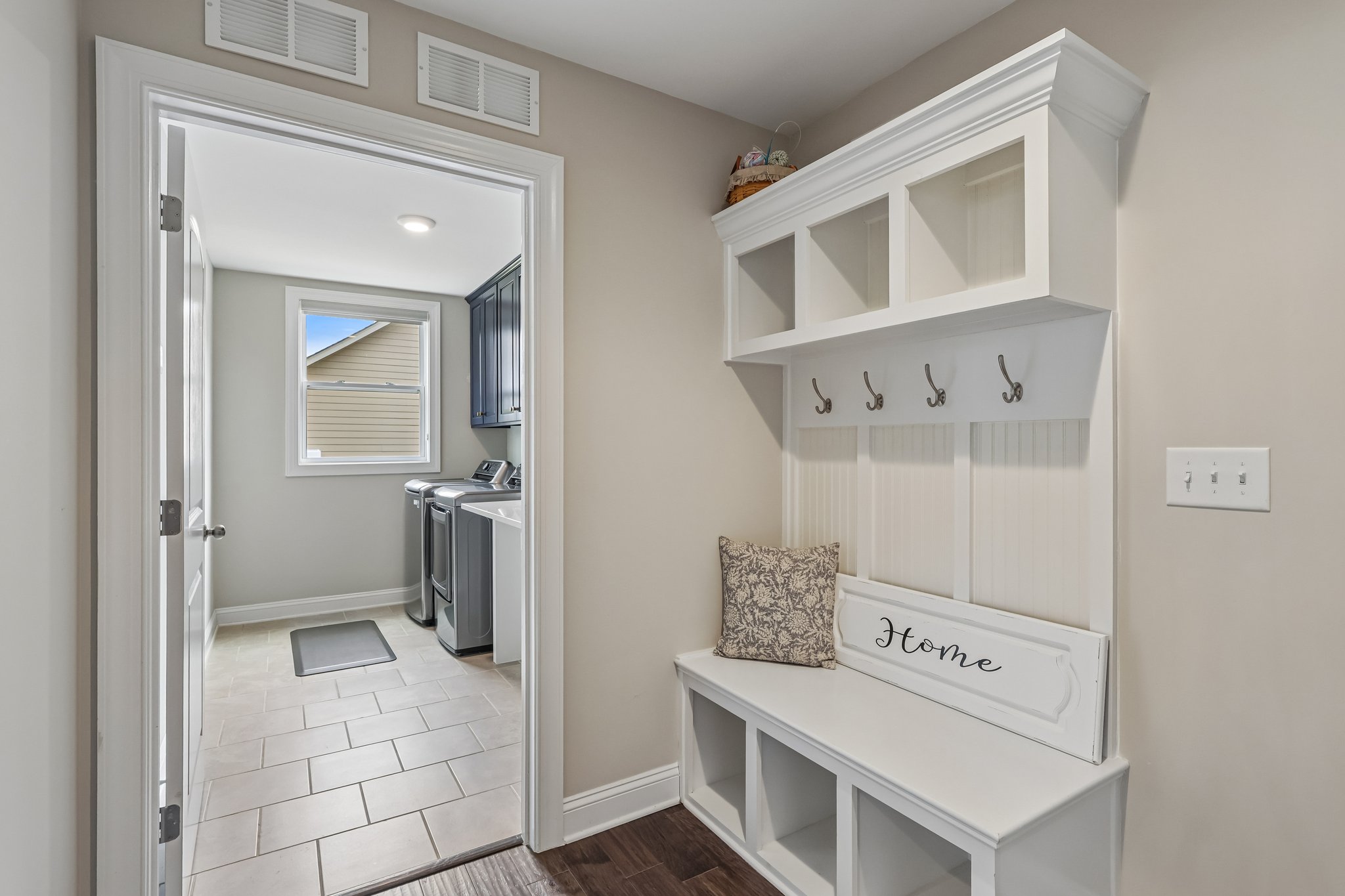 Butler Dr-S2208-022.jpg