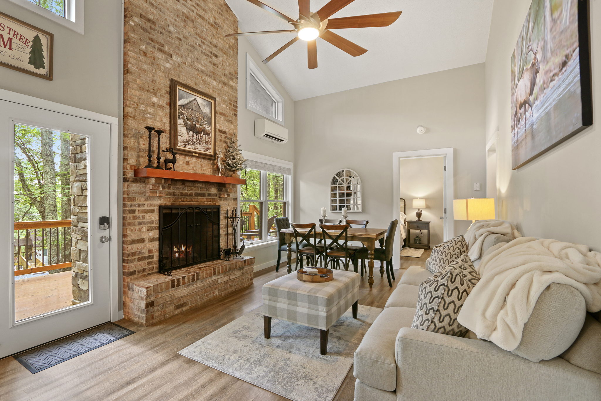 142 Club House Rd, Beech Mountain, NC 28604, USA Photo 2
