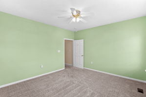  Photo 39