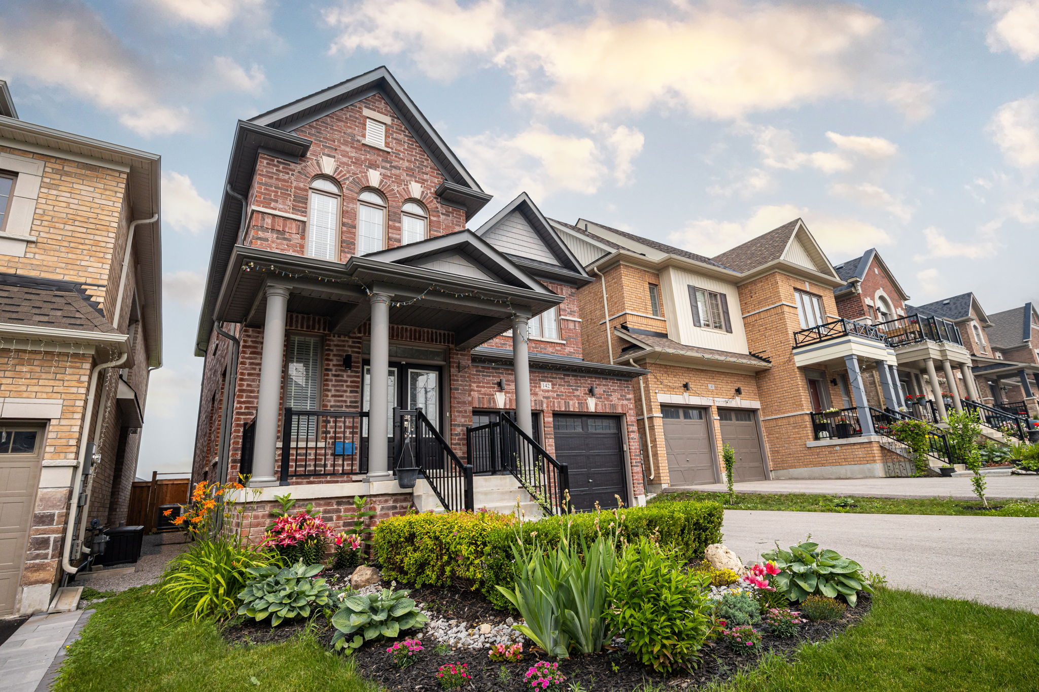 East Gwillimbury property showcase — delivered property photograph 4