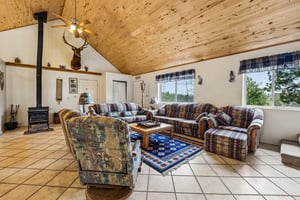 June Ln-S0505-005.jpg