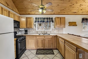 June Ln-S0505-009.jpg