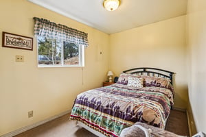 June Ln-S0505-015.jpg