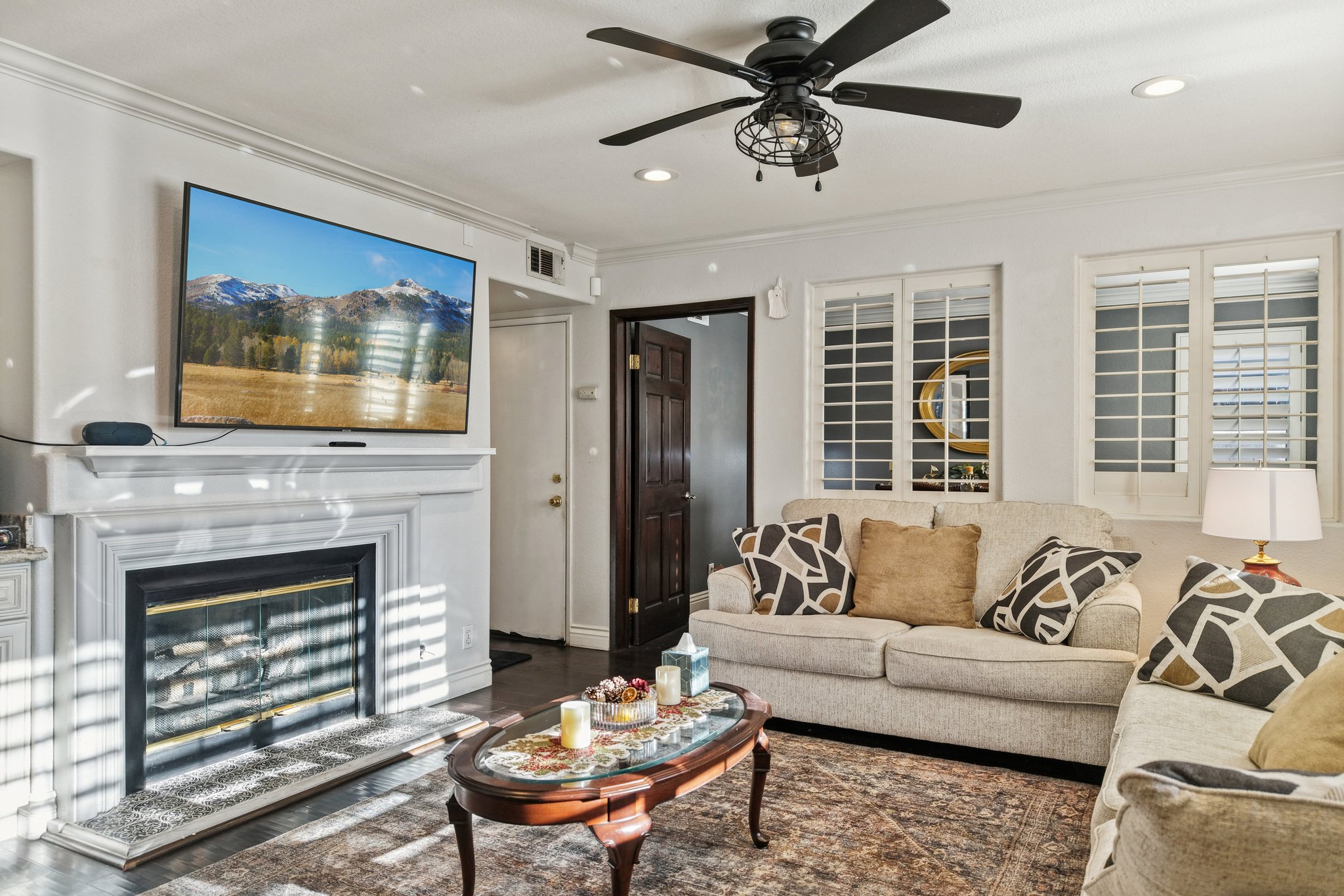 Tamarack Dr-S0902-008.jpg