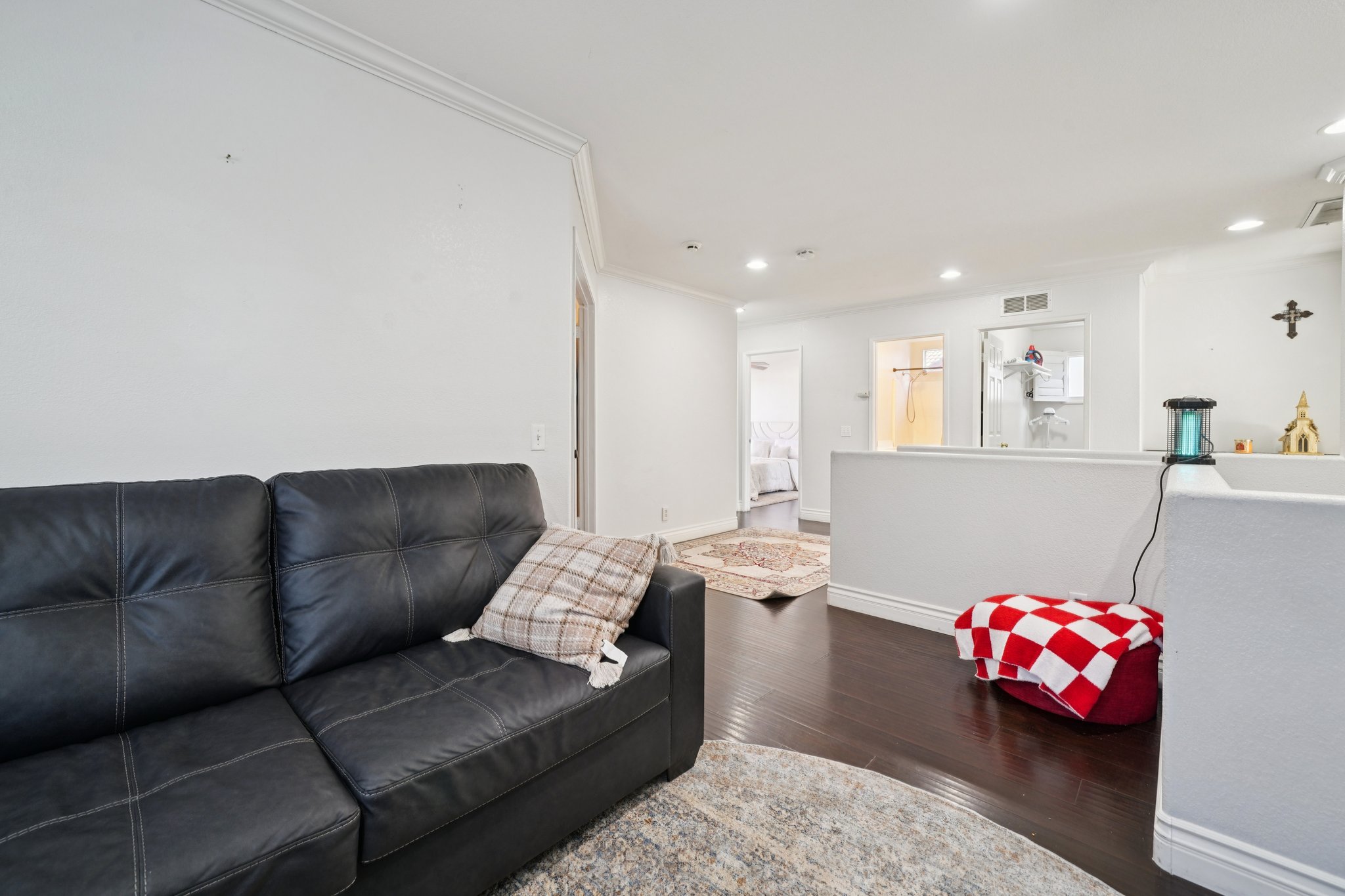 Tamarack Dr-S0902-031.jpg