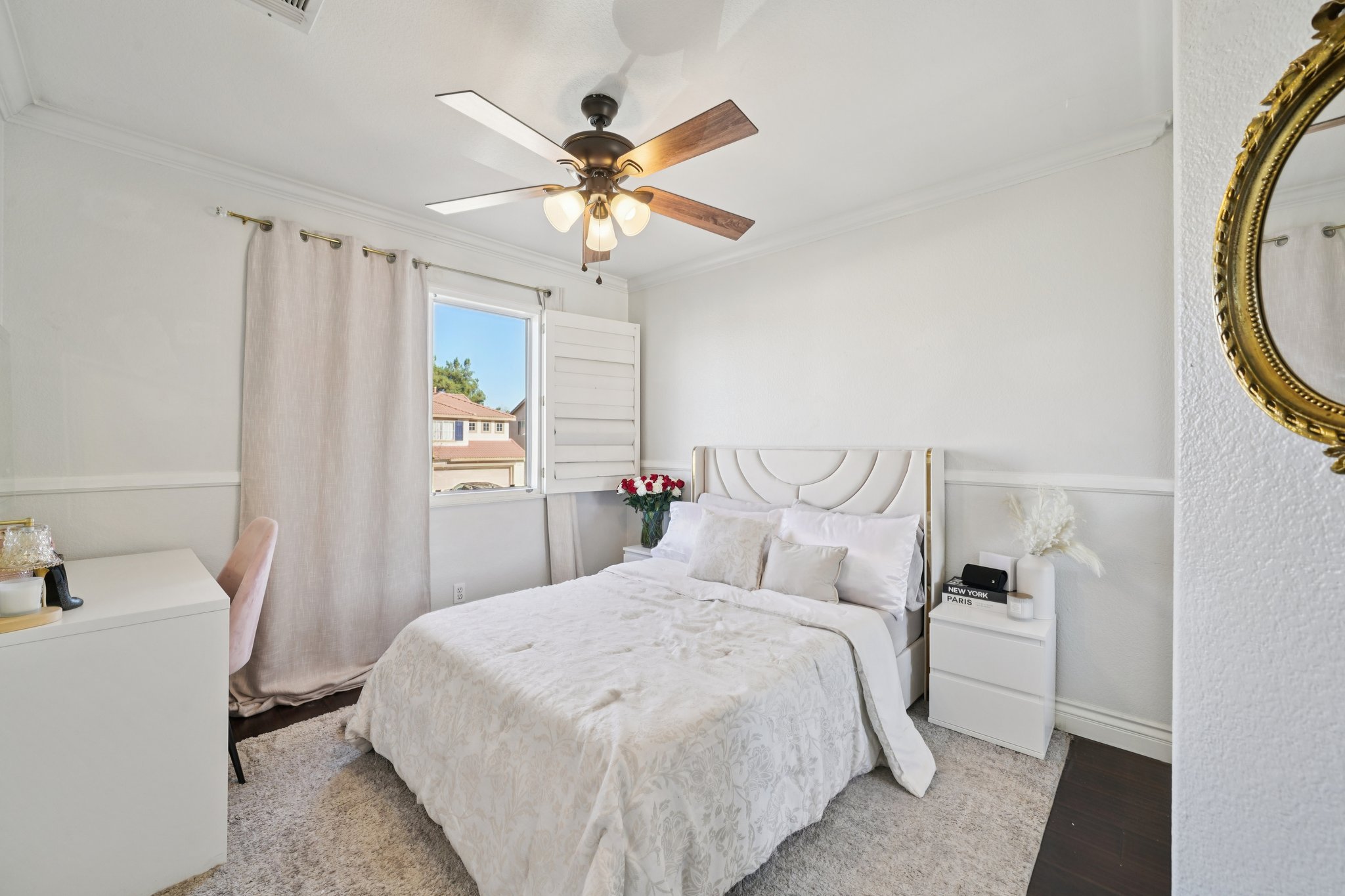 Tamarack Dr-S0902-037.jpg