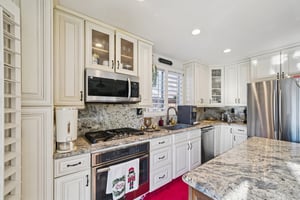 Tamarack Dr-S0902-025.jpg