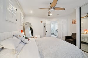 Tamarack Dr-S0902-035.jpg