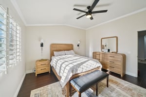 Tamarack Dr-S0902-039.jpg