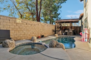 Tamarack Dr-S0902-047.jpg