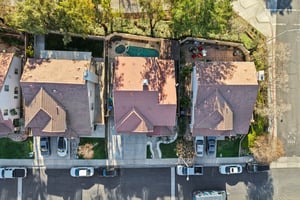 Tamarack Dr-S0902-057.jpg