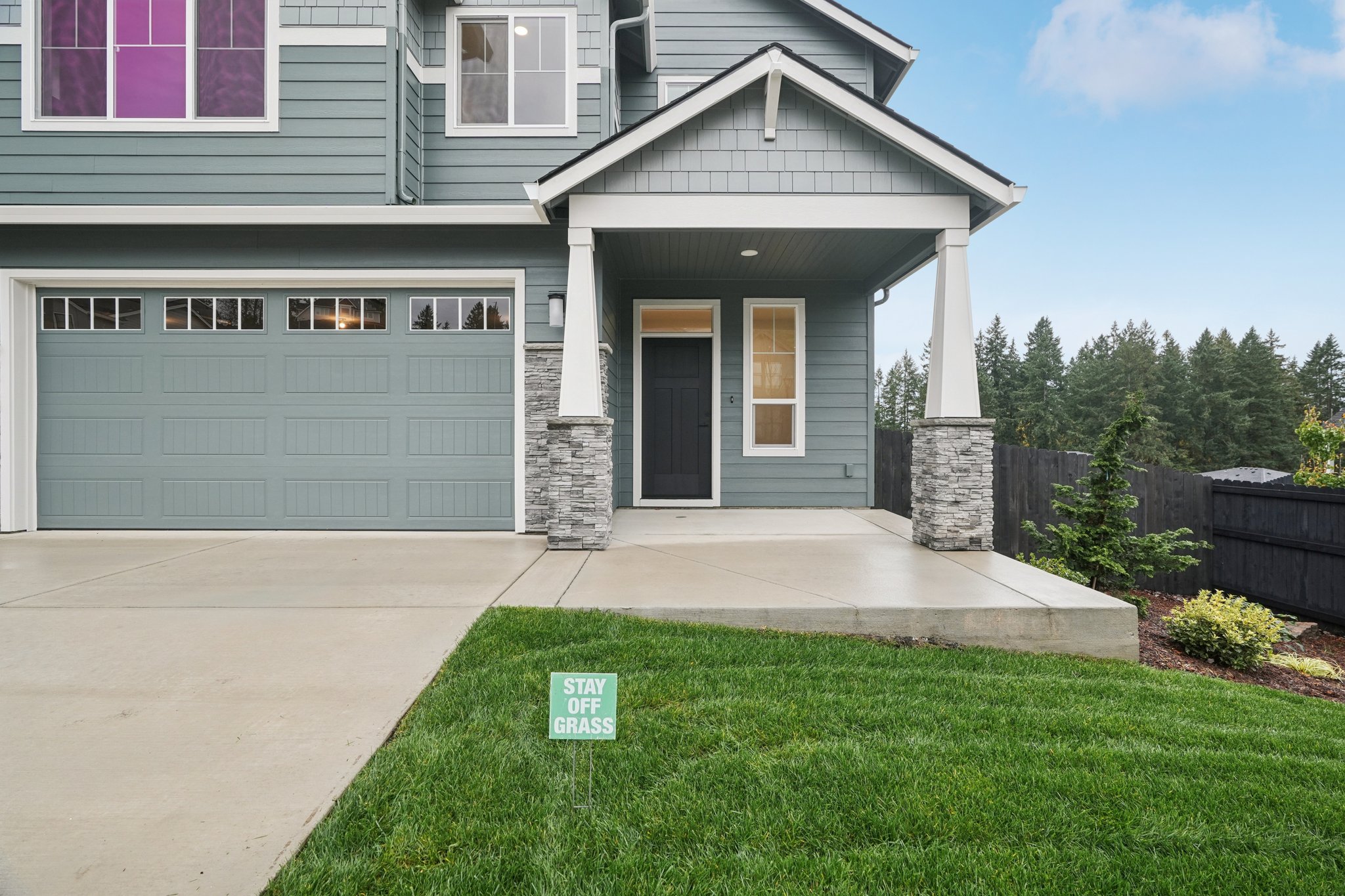 W 20th Wy-S0711-005.jpg