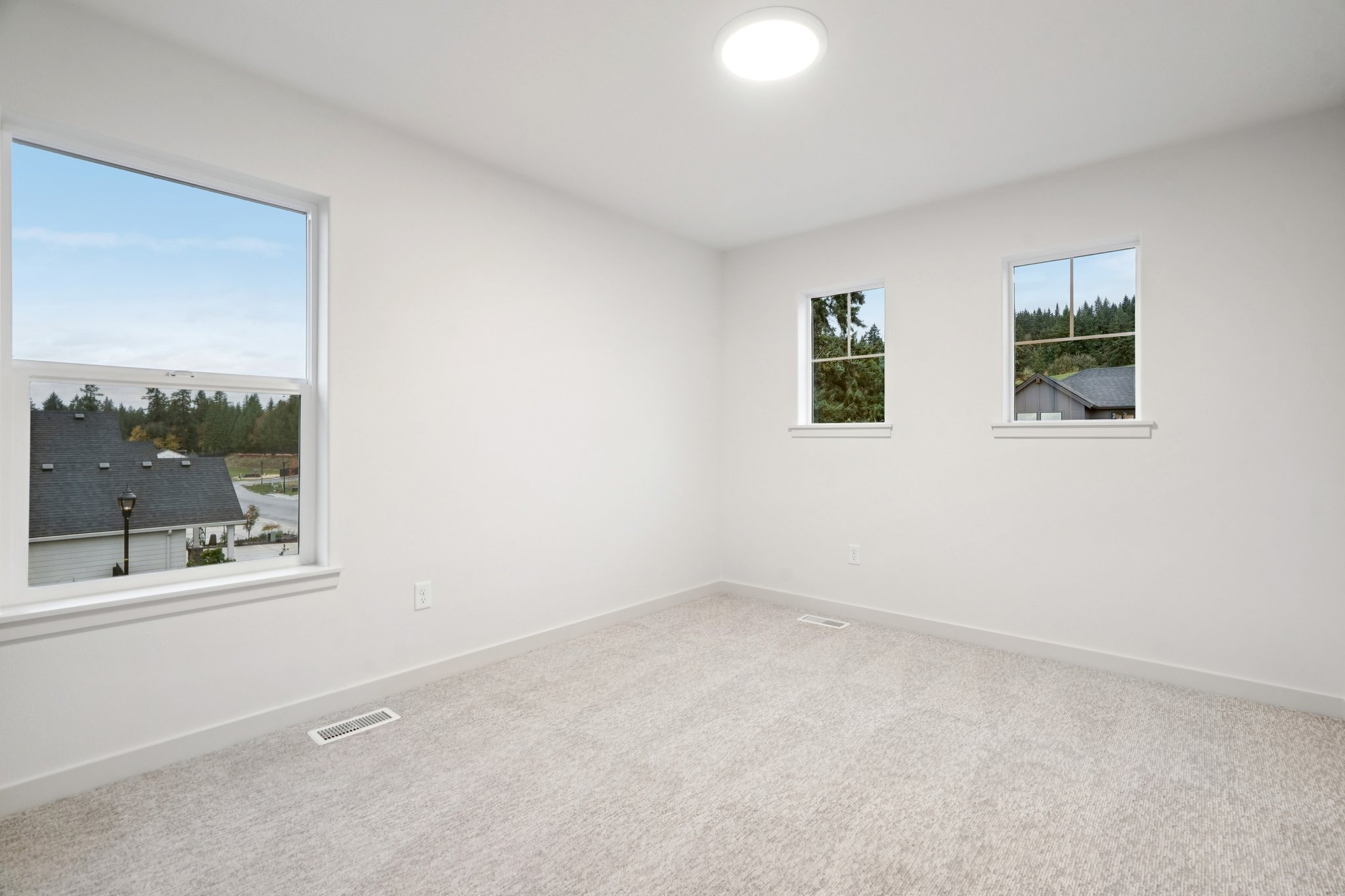 W 20th Wy-S0711-036.jpg