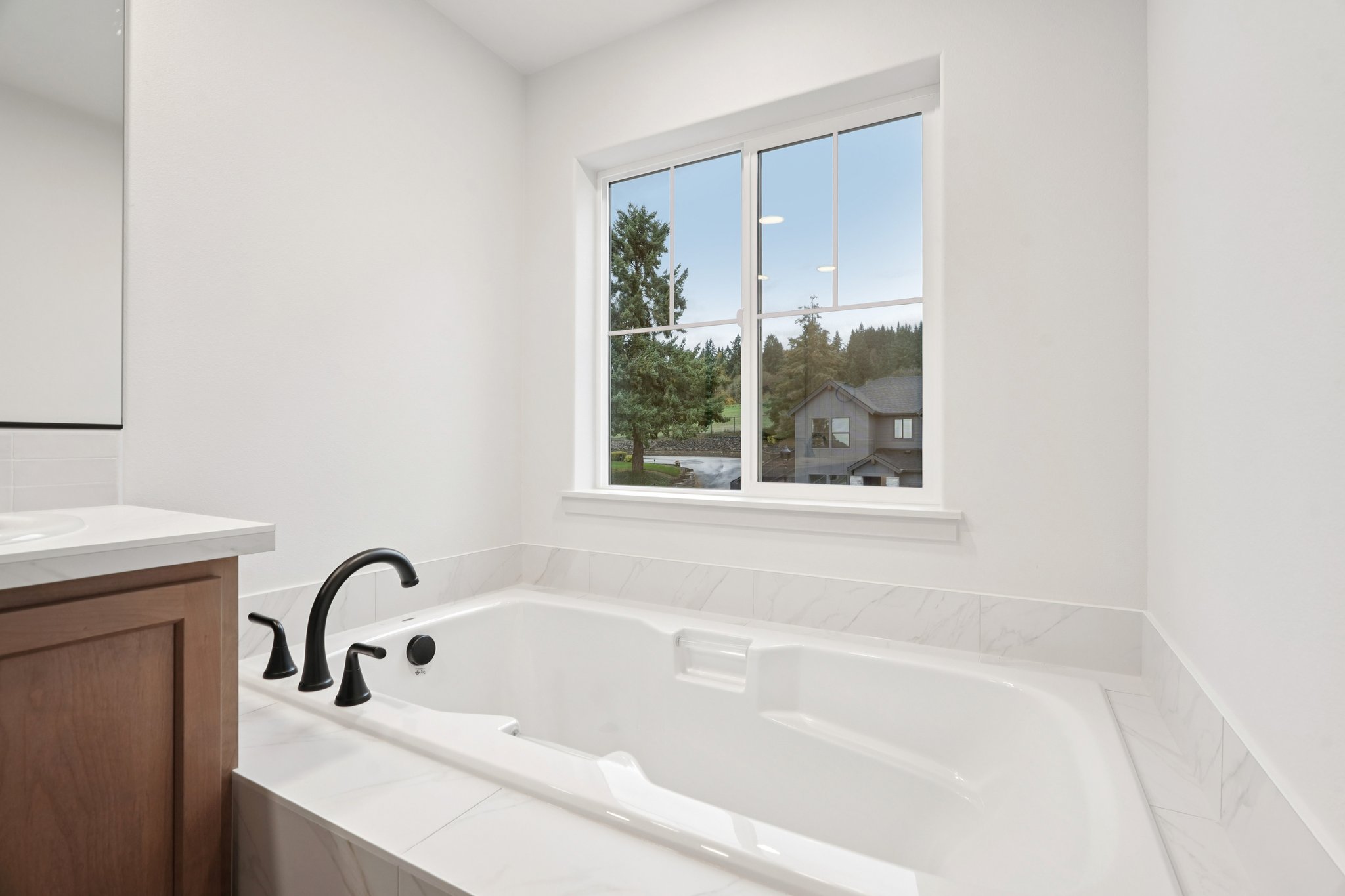 W 20th Wy-S0711-042.jpg