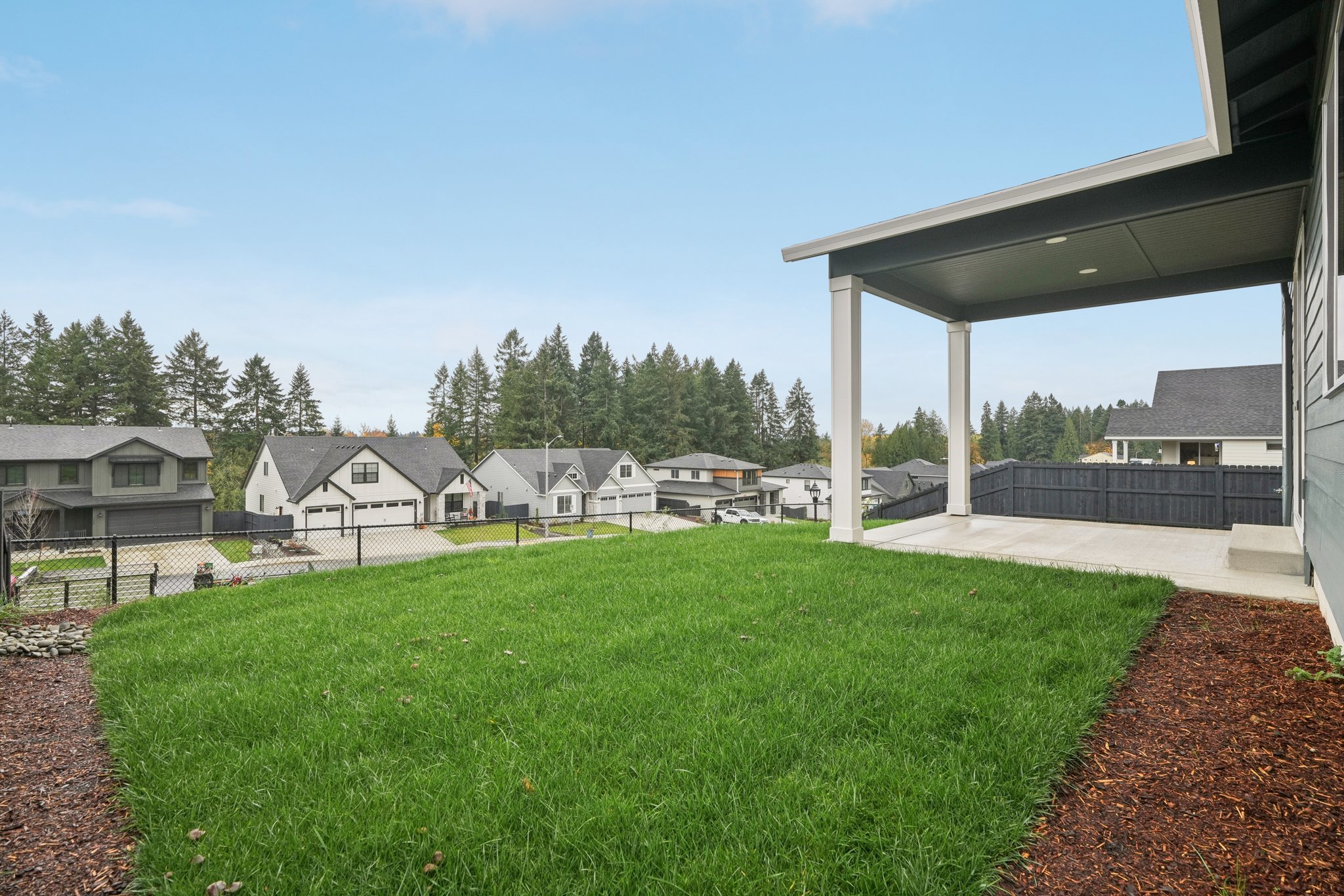 W 20th Wy-S0711-046.jpg