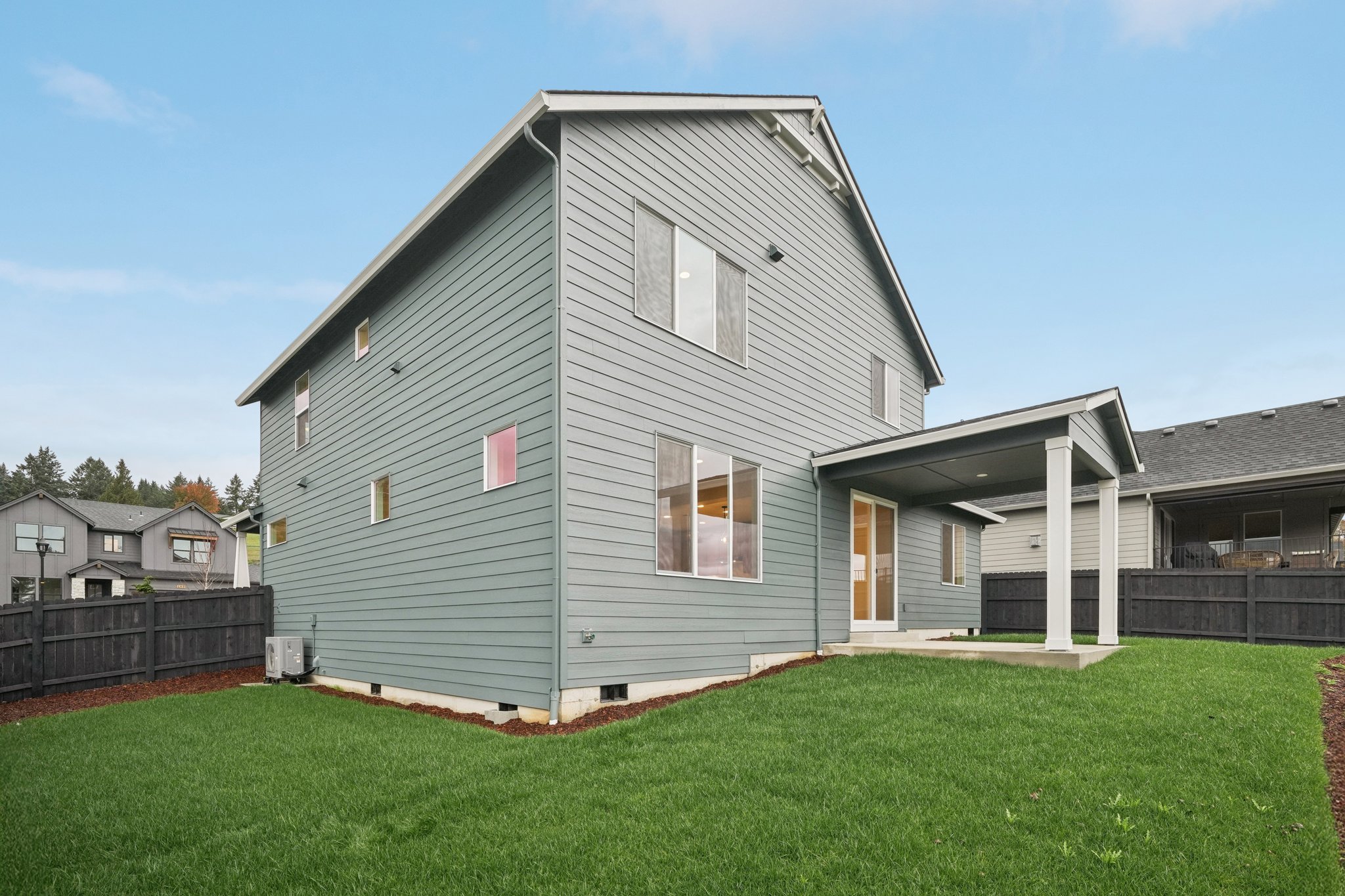 W 20th Wy-S0711-051.jpg