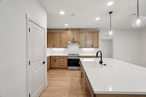 W 20th Wy-S0711-020.jpg