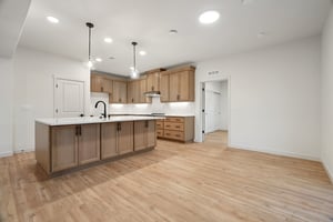 W 20th Wy-S0711-023.jpg