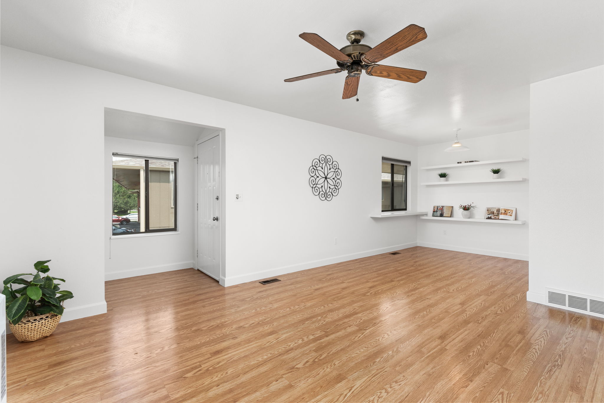 Entryway & Dining Area