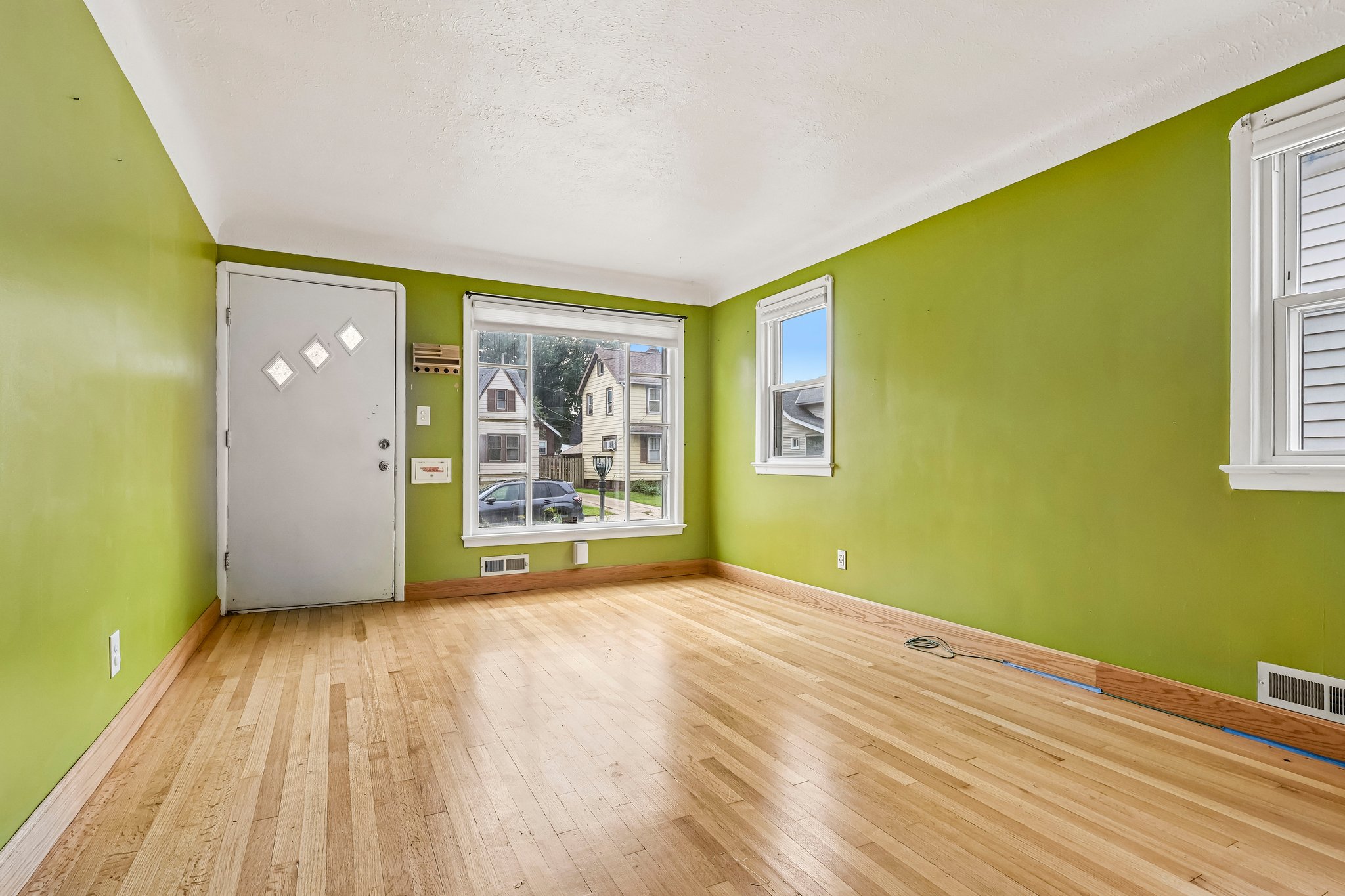 Denley Ave-S0210-003.jpg