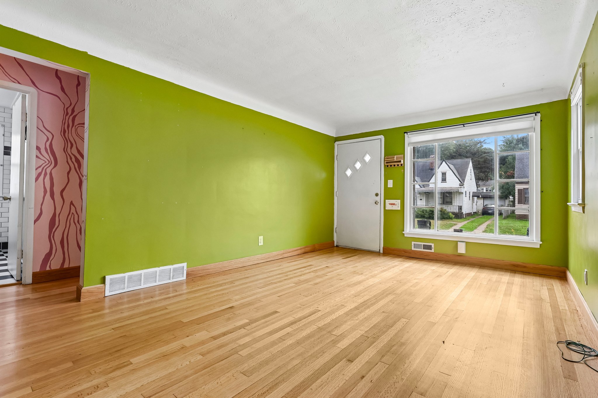 Denley Ave-S0210-004.jpg