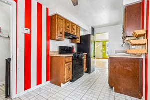 Denley Ave-S0210-008.jpg