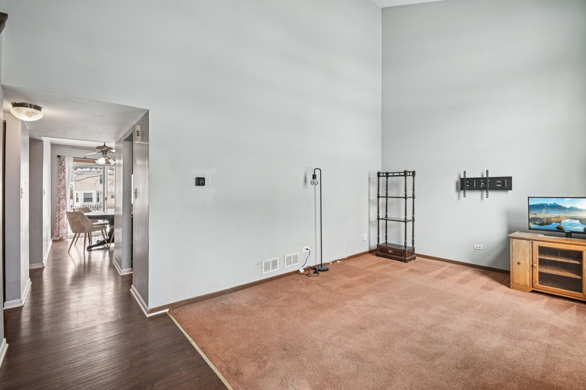 1420 Greenridge Ave-S1812-004.jpg