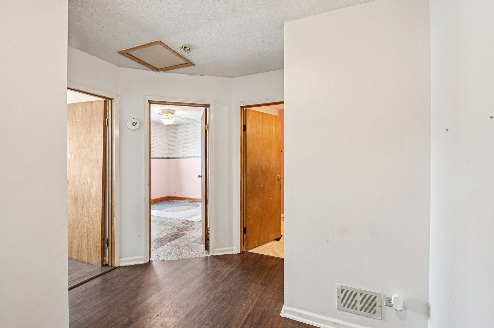 1420 Greenridge Ave-S1812-022.jpg