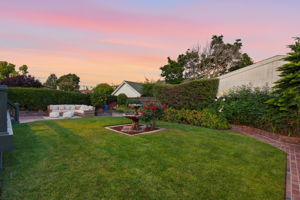 010_F8_TWILIGHT_1420 Mound St