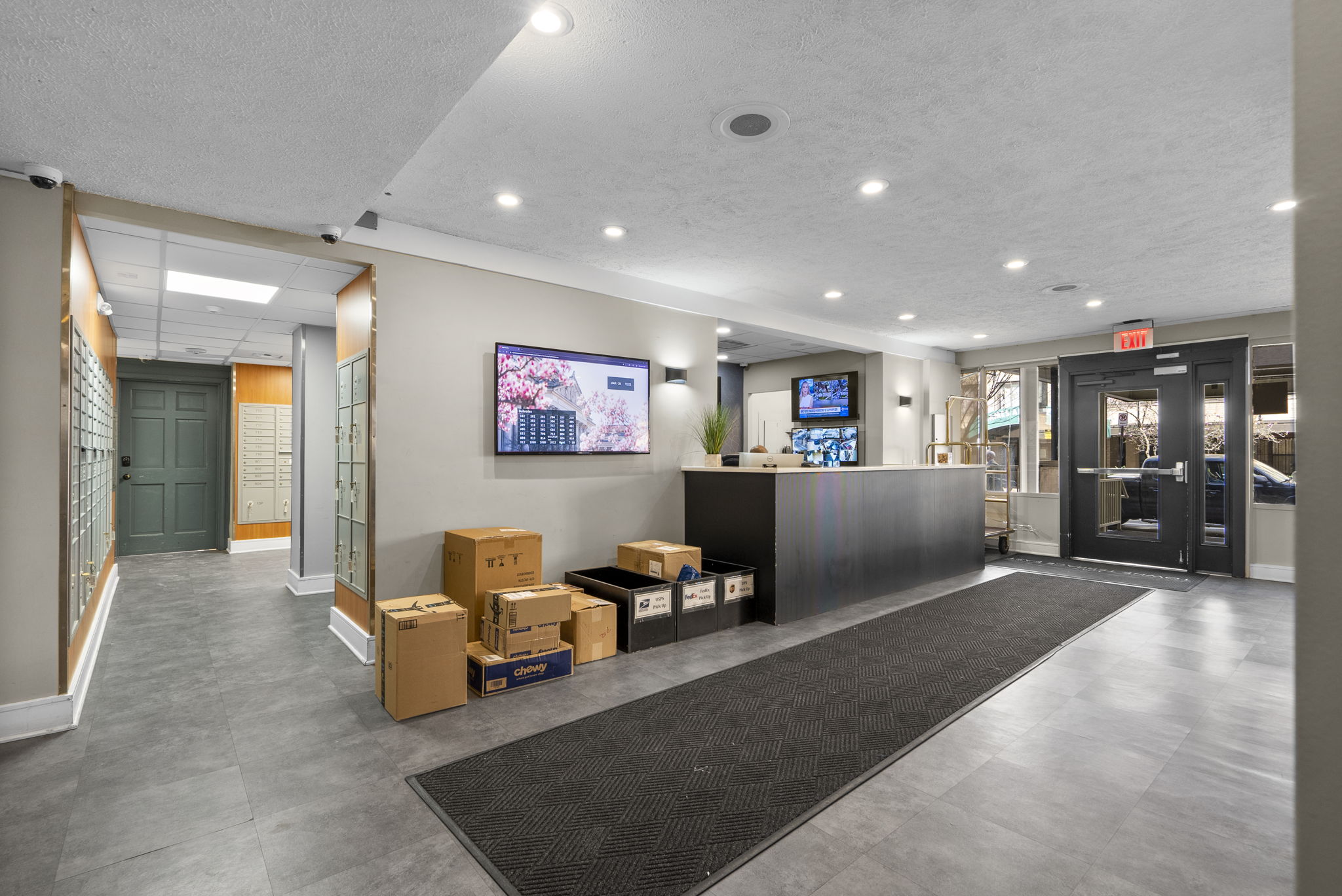 1420 N St NW #914, Washington, DC 20005, USA Photo 3