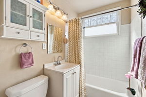  Photo 30