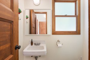 Photo 40