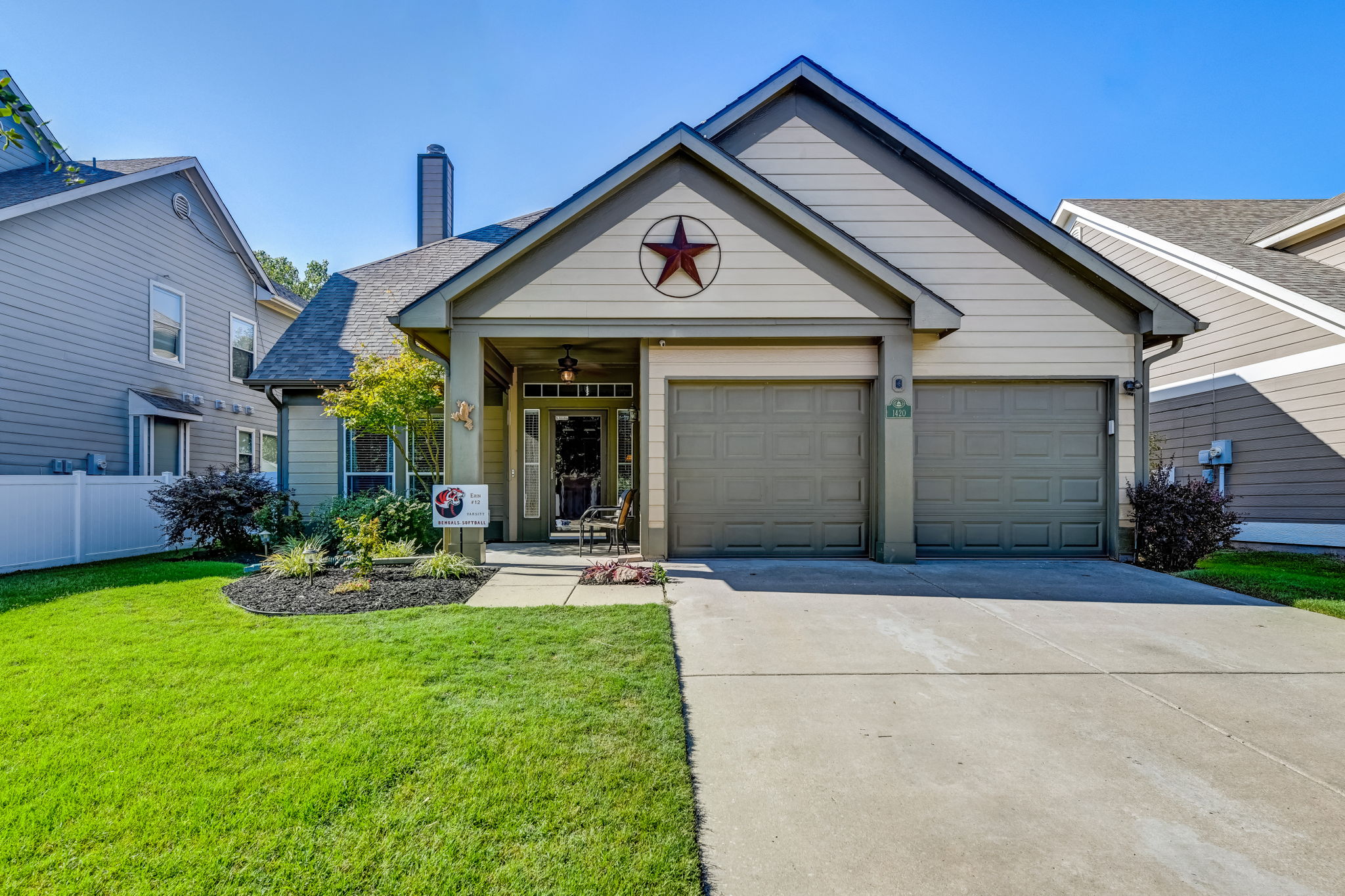 1420 Providence Blvd, Aubrey, TX 76227 Gold Sprint Media