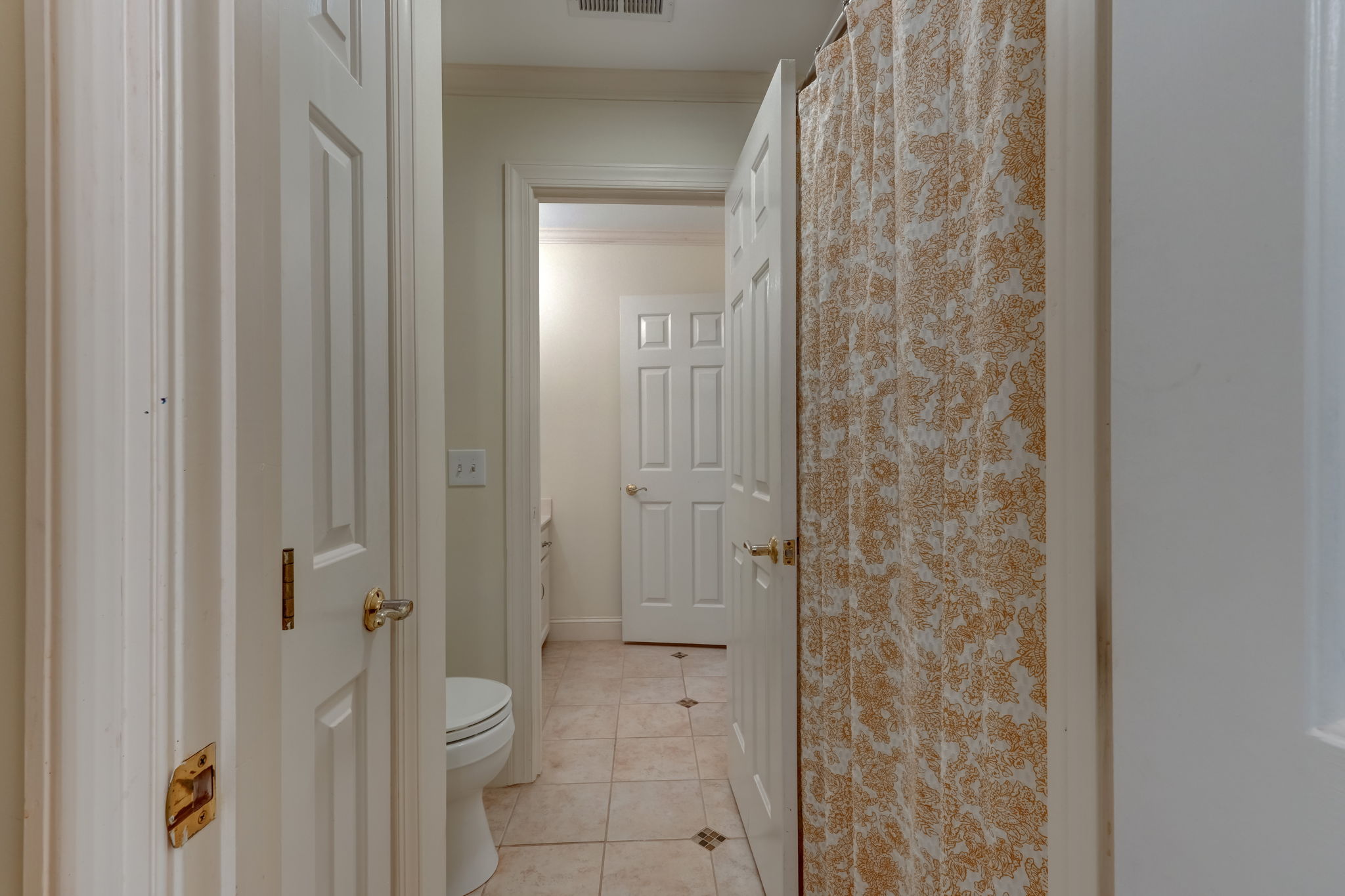 Jack & Jill Bathroom